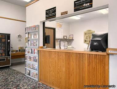 Super 8 By Wyndham Glendive Hotel Екстериор снимка